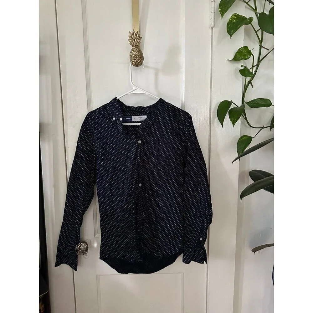 Old Navy Everyday shirt Men’s size small top